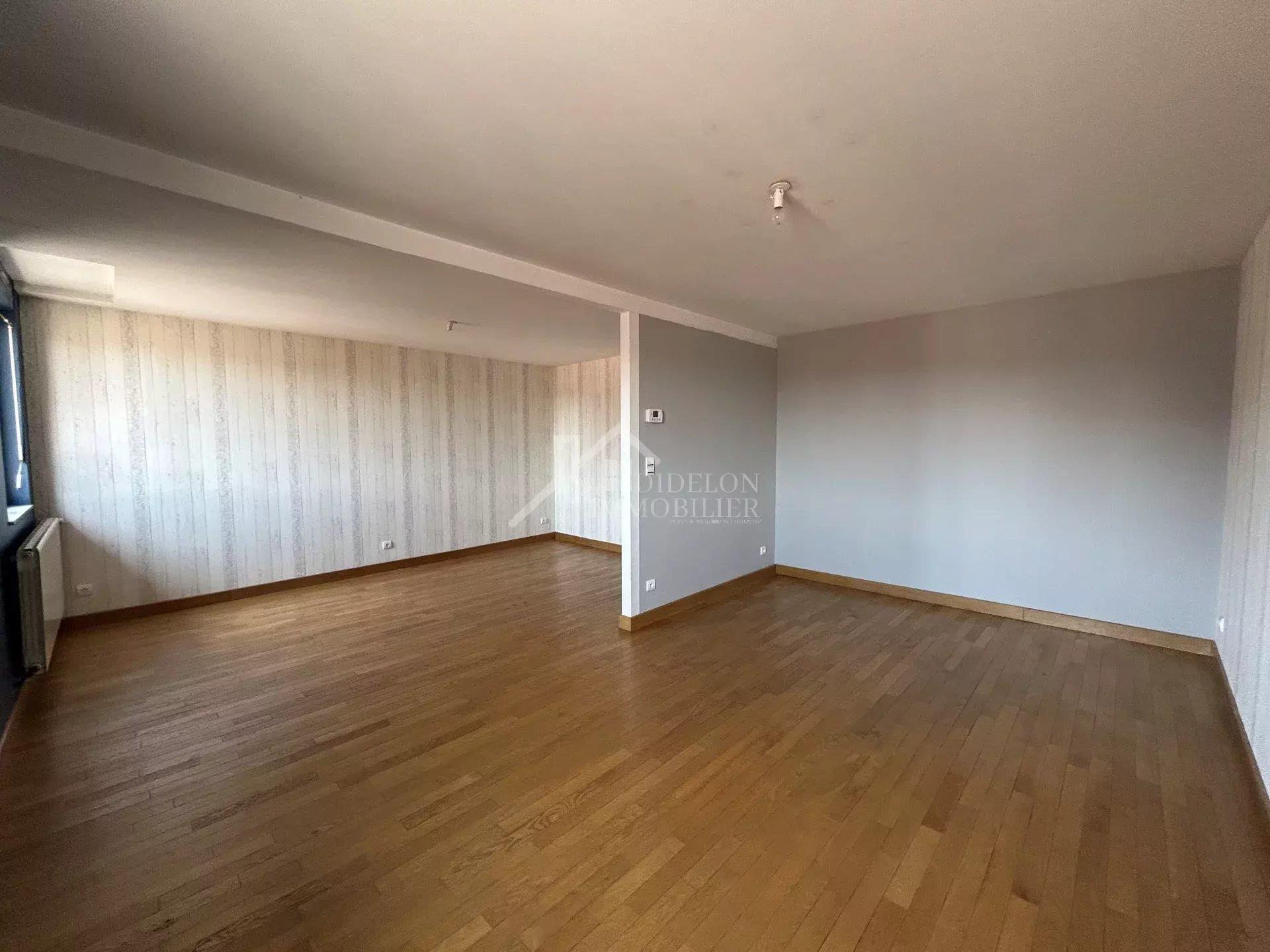 Appartement à vendre, 93m², Pont-à-Mousson