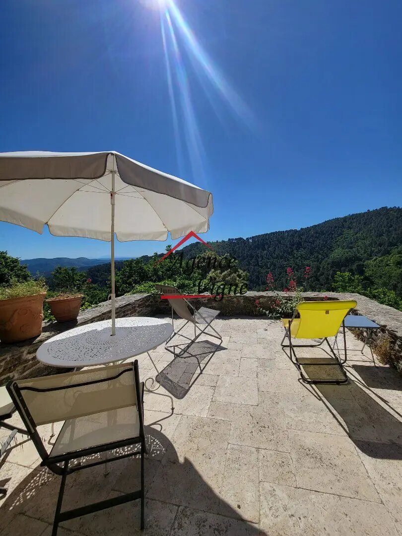 Maison à vendre, 135m², Peyremale