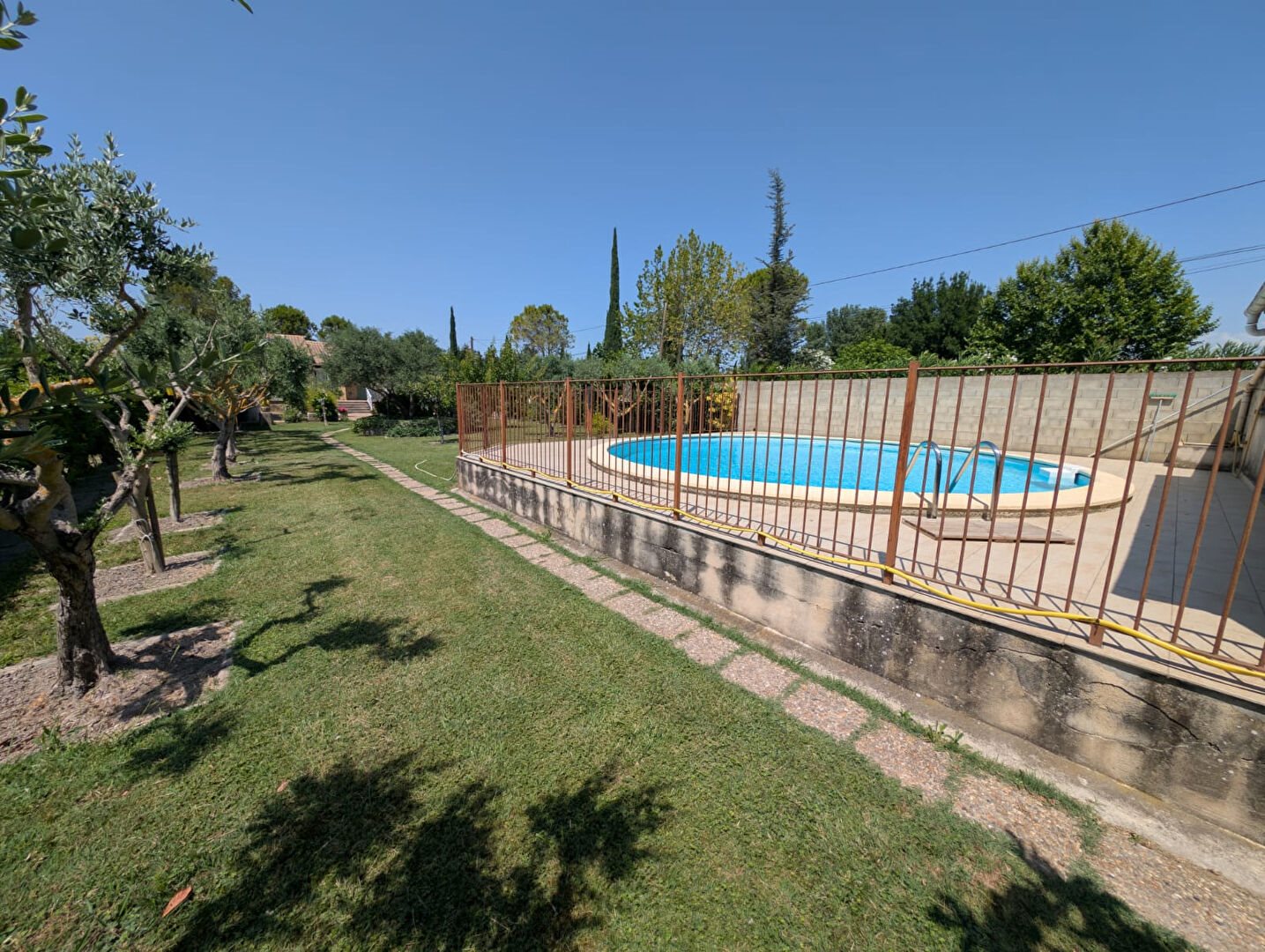 Maison à vendre, 111m², Althen-des-Paluds