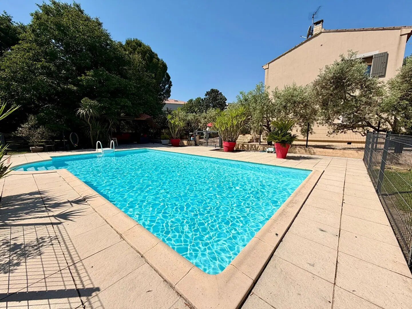 Maison à vendre, 172m², Morières-lès-Avignon