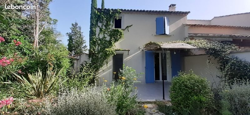 Maison à louer, 115m², Morières-lès-Avignon
