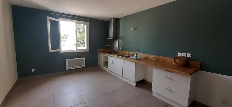 Maison à louer, 115m², Morières-lès-Avignon