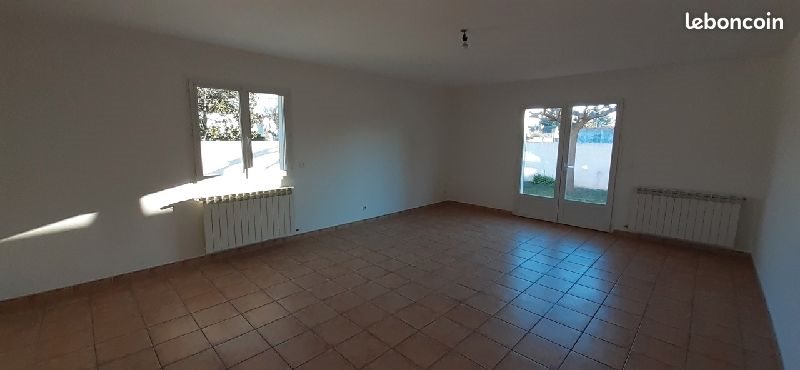 Maison à louer, 121m², Vedène