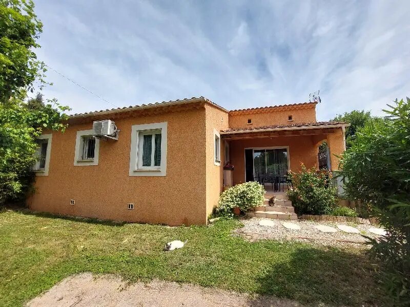Maison à louer, 101m², Vedène