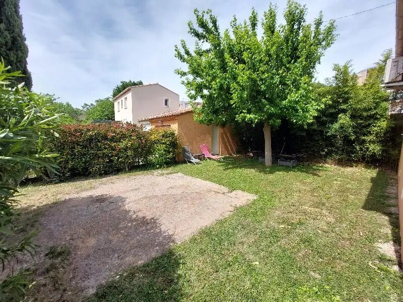 Maison à louer, 101m², Vedène