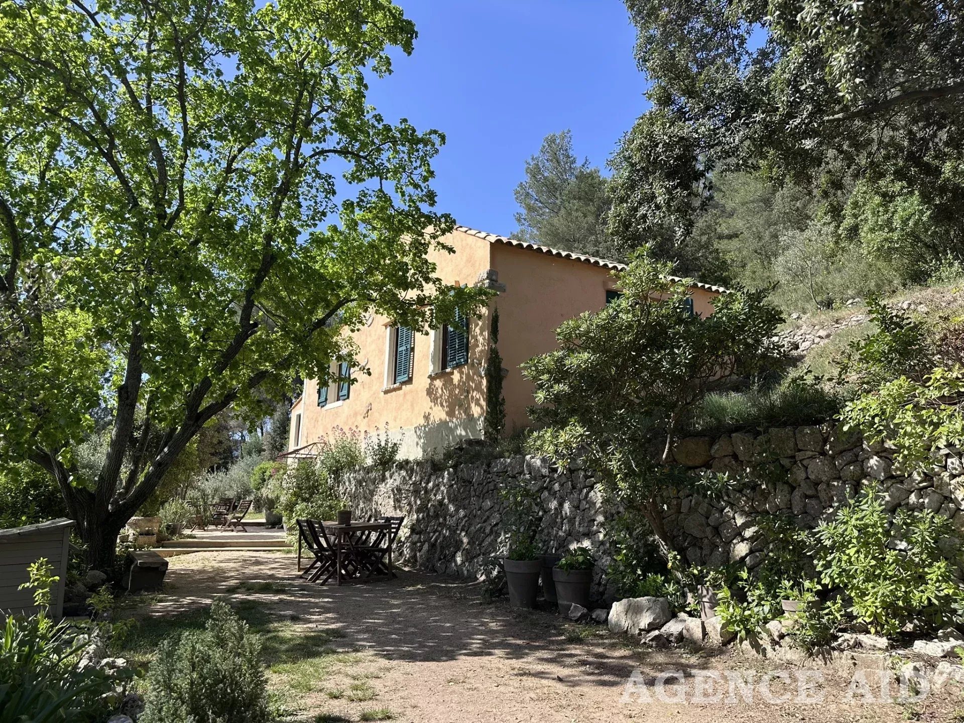 Maison à vendre, 120m², Cuges-les-Pins