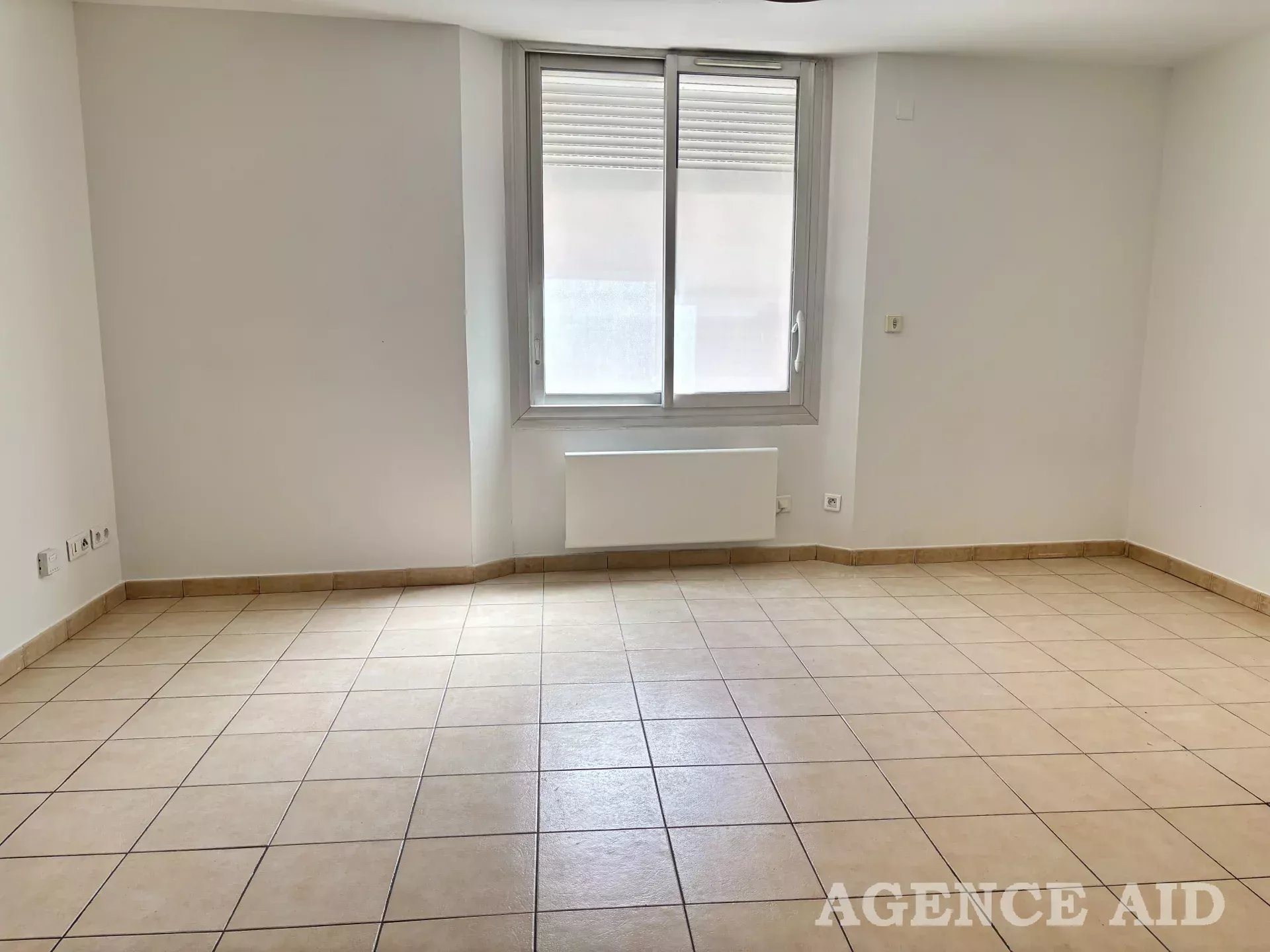 Appartement à louer, 23m², Cuges-les-Pins