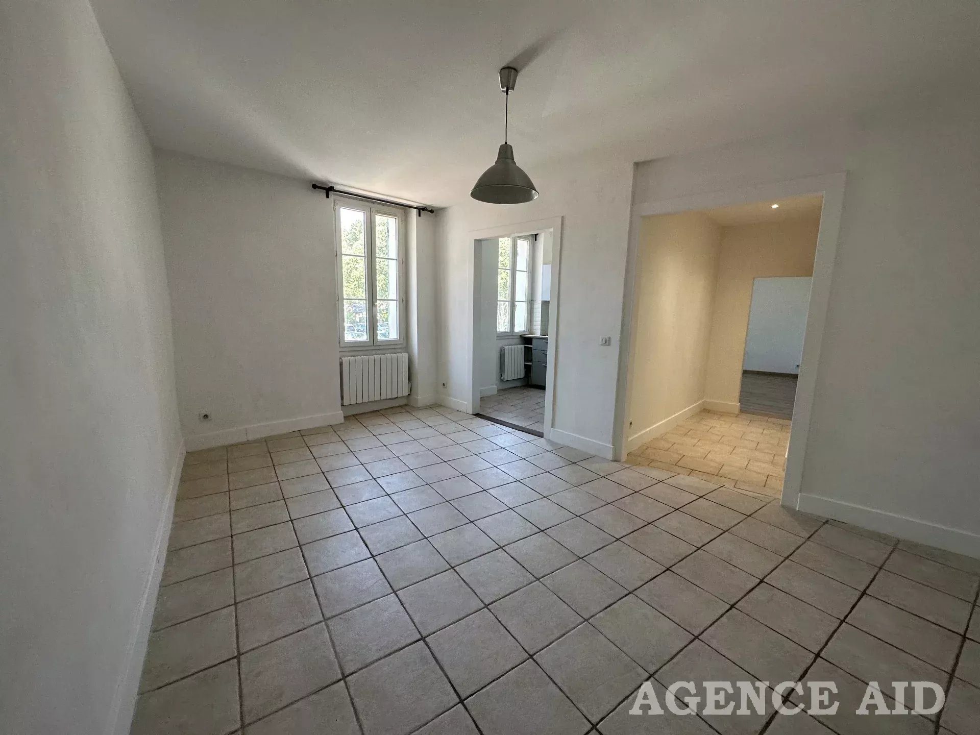 Appartement à louer, 61m², Gémenos