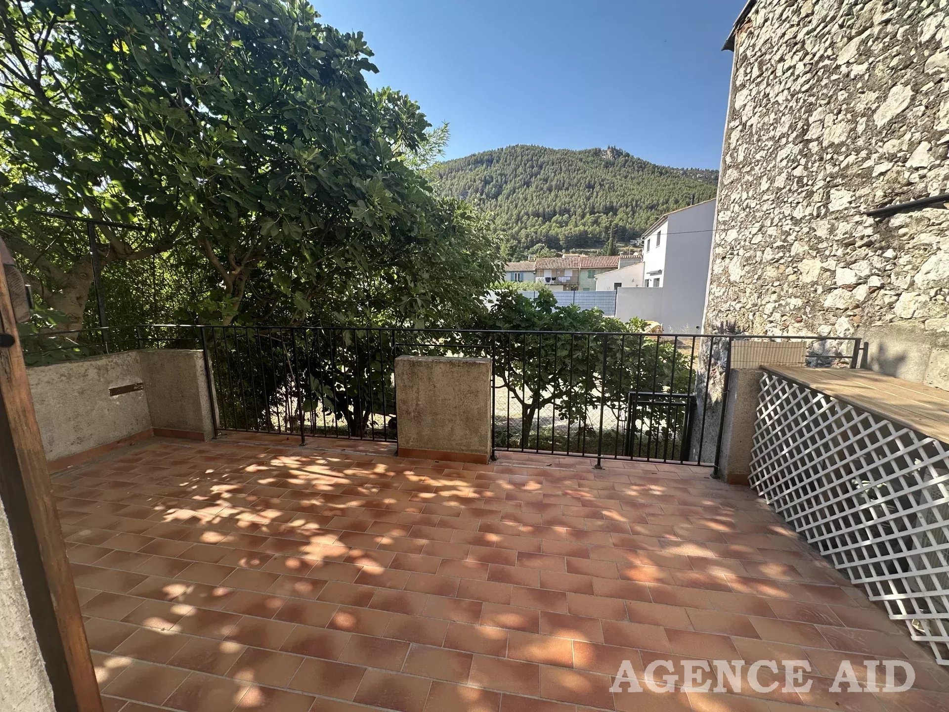 Appartement à louer, 69m², Cuges-les-Pins