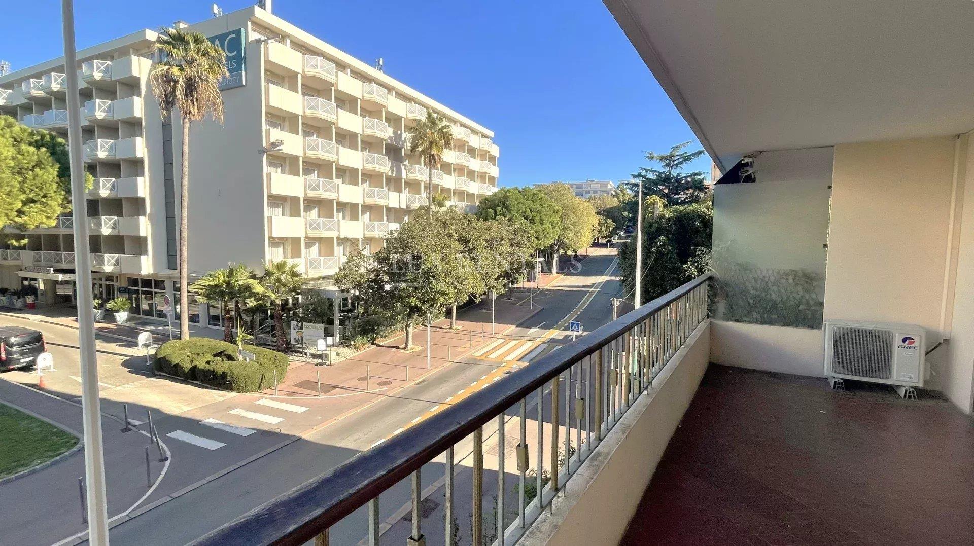 Appartement à vendre, 79m², Juan-les-Pins