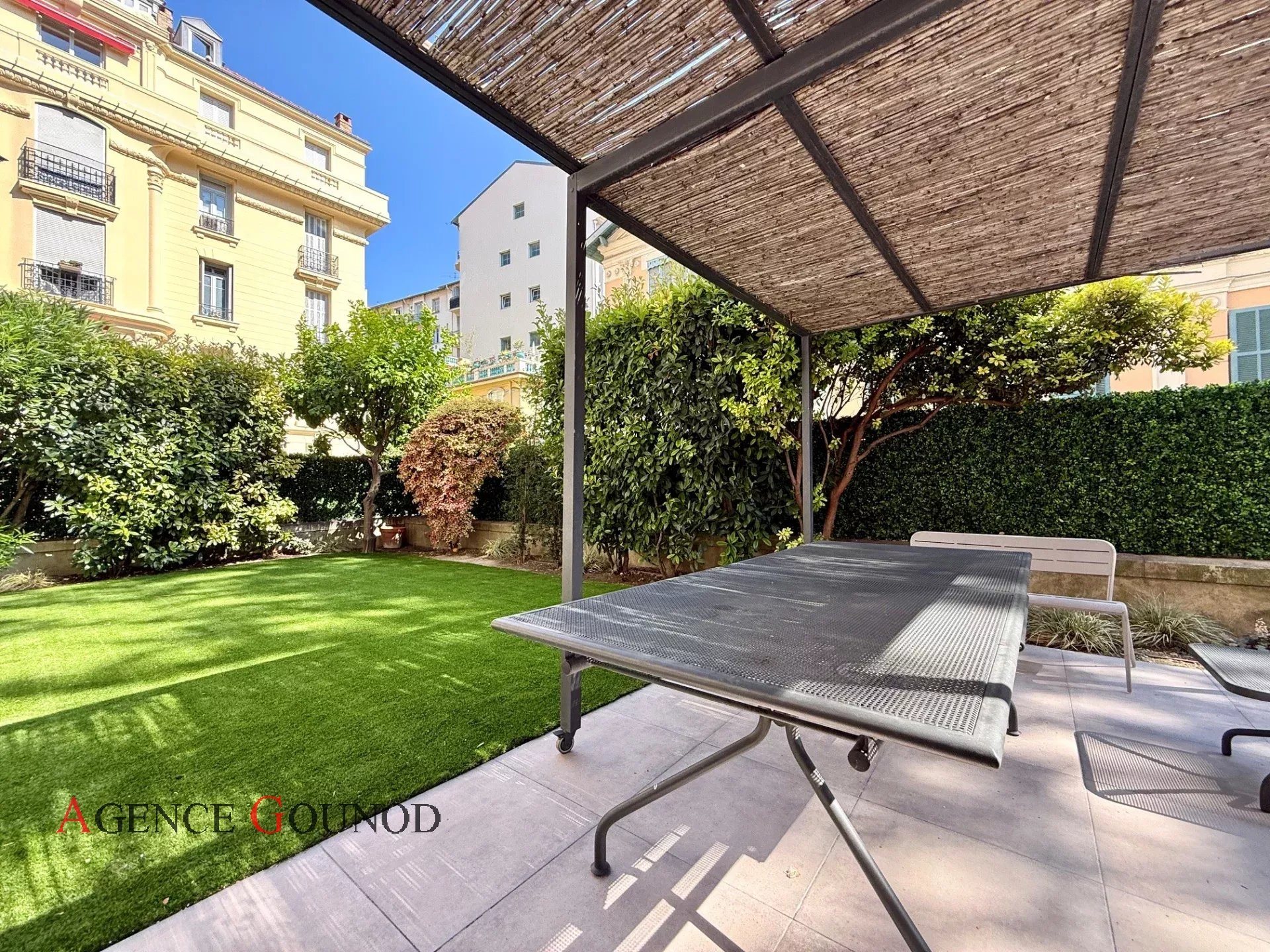 Appartement à louer, 154m², Nice