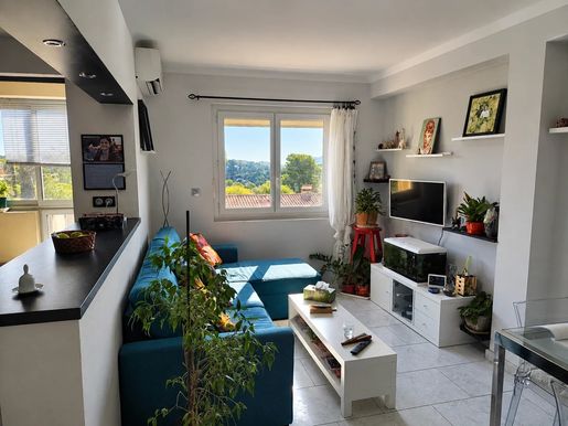 Appartement 2 pièces 50 m² · à Peymeinade · 50 m² · 180 000 €