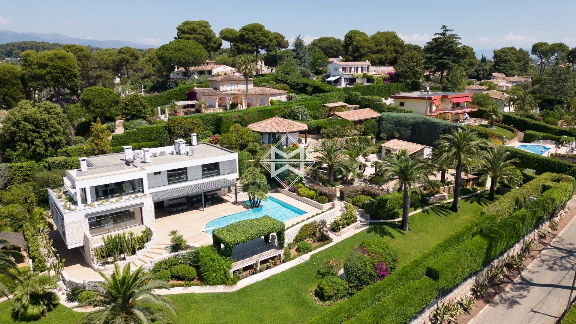 Maison à vendre, 562m², Antibes