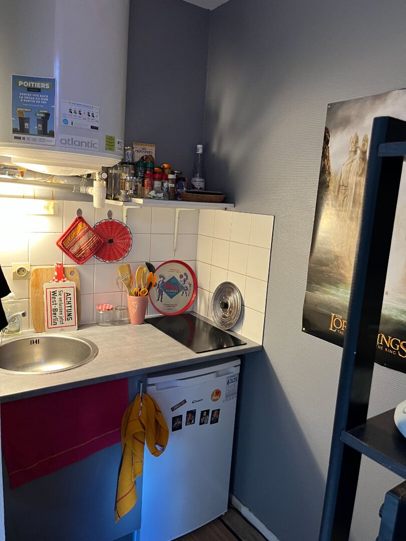 Appartement à louer, 19m², Poitiers