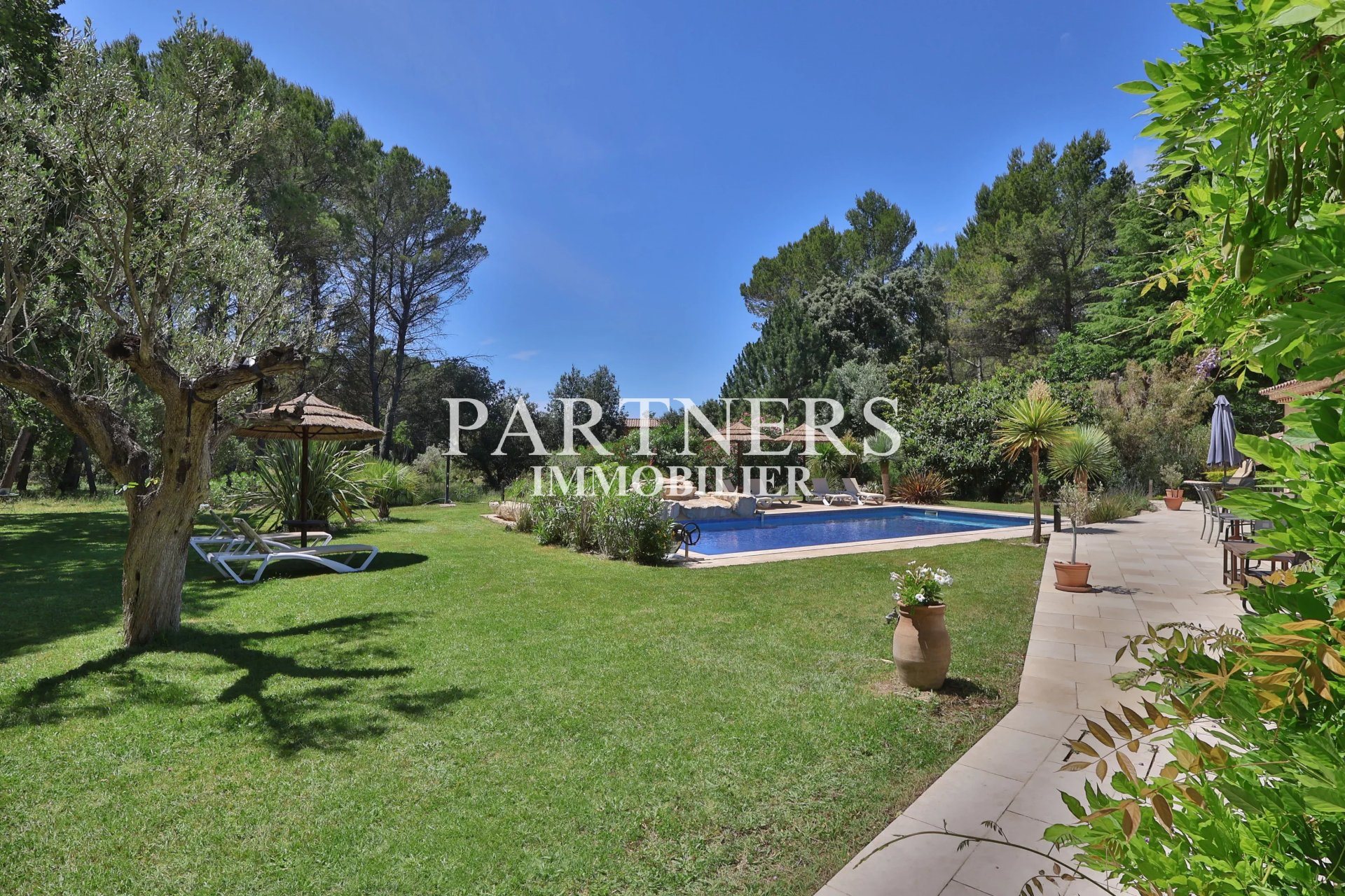 Maison à vendre, 320m², Aix-en-Provence