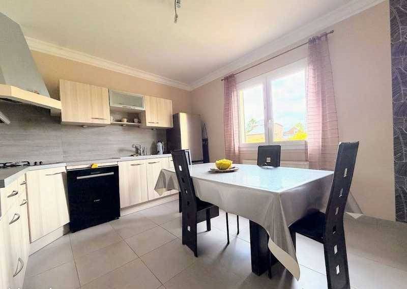 Maison à vendre, 183m², Lyons-la-Forêt