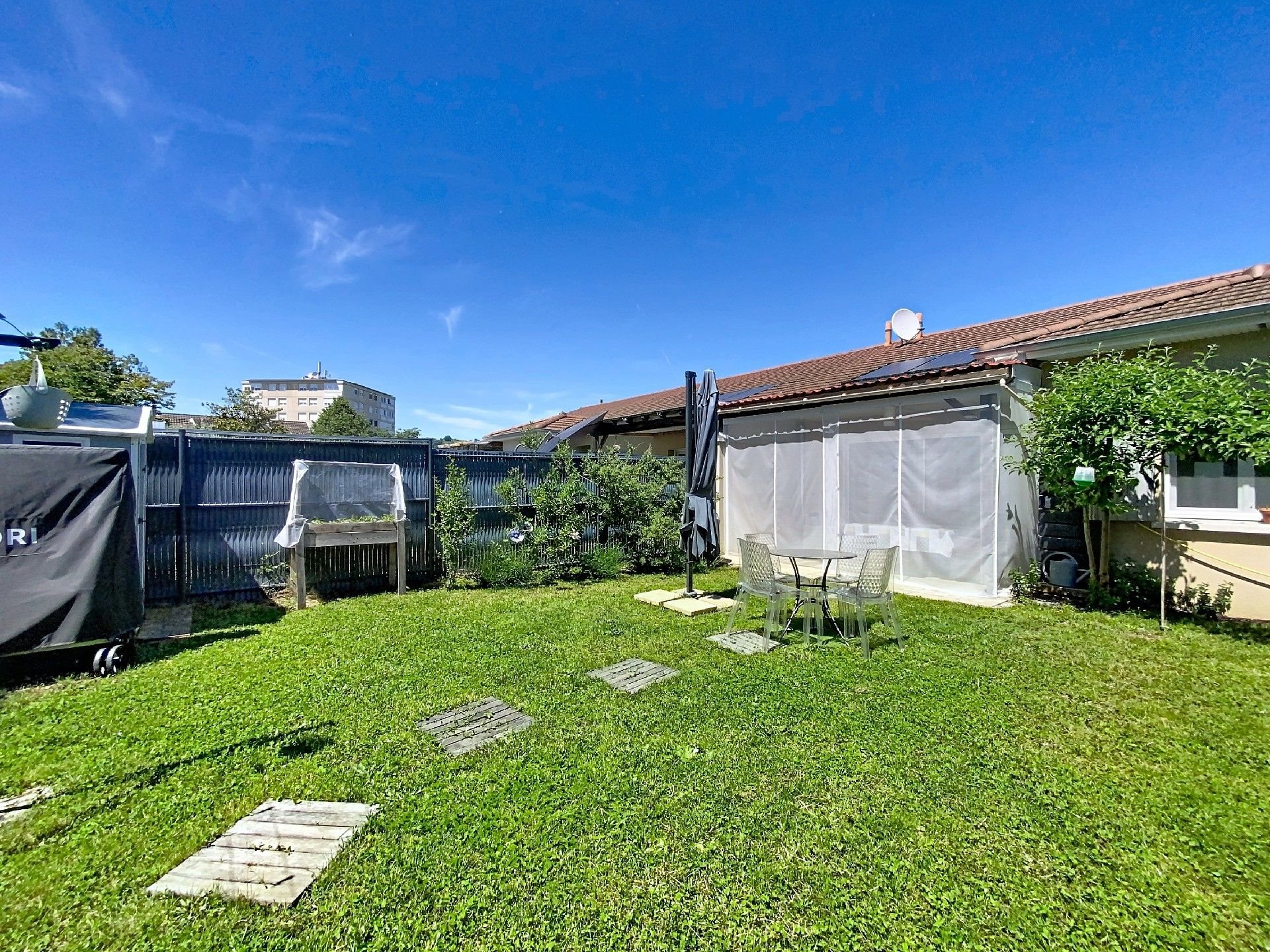 Maison à vendre, 97m², Pont-Evêque