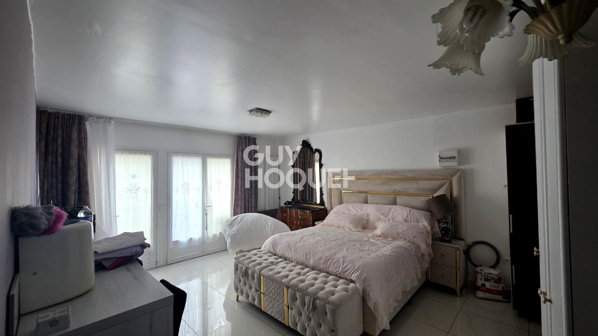 Maison à vendre, 275m², Verneuil-en-Halatte