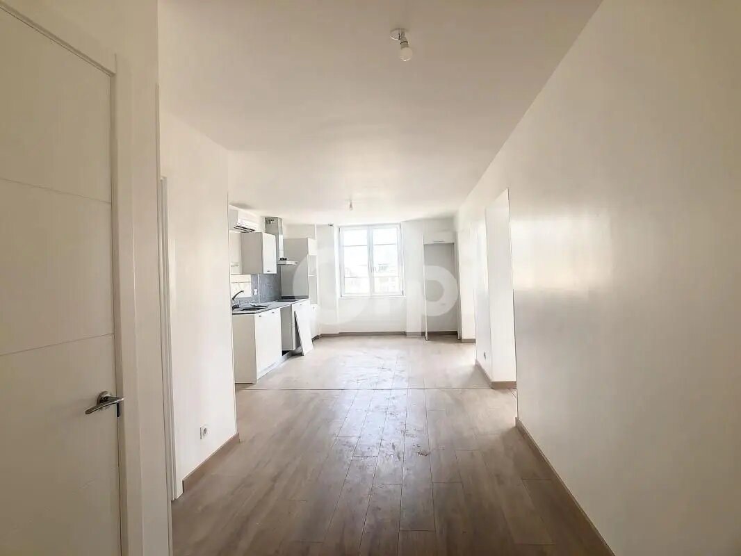 Appartement à louer, 85m², Terrasson-Lavilledieu