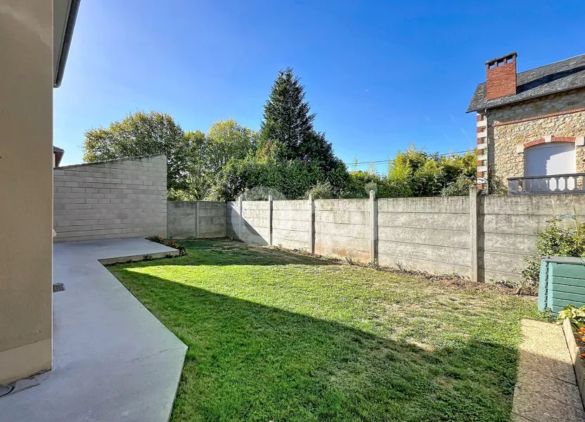 Maison à louer, 141m², Terrasson-Lavilledieu