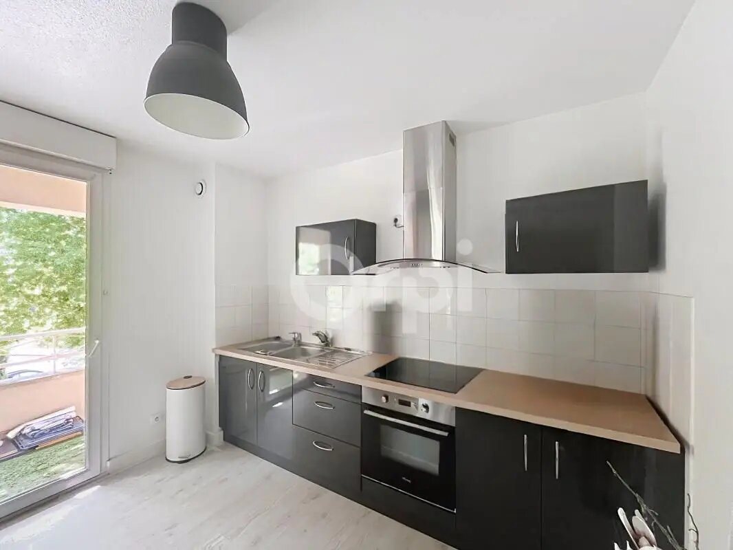 Appartement à louer, 51m², Saint-Pantaléon-de-Larche