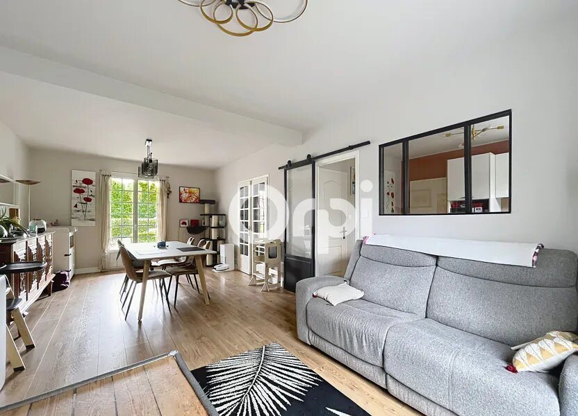 Maison à vendre, 94m², Saint-Pantaléon-de-Larche