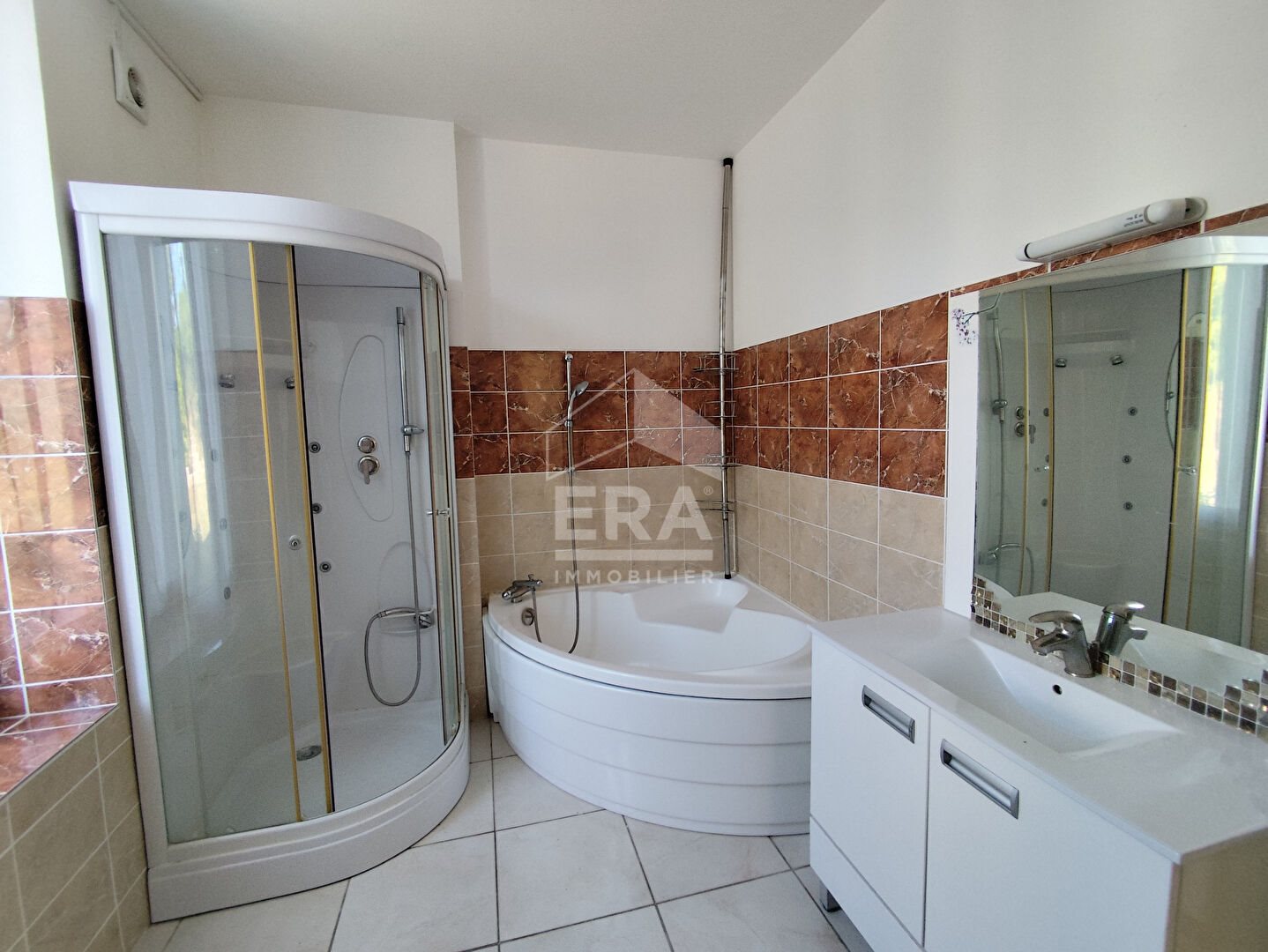 Maison à vendre, 190m², Availles-Limouzine