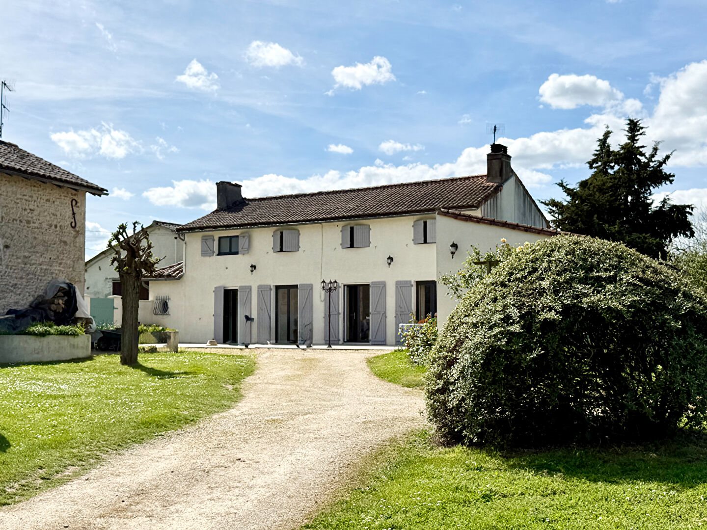Maison à vendre, 145m², Sommières-du-Clain