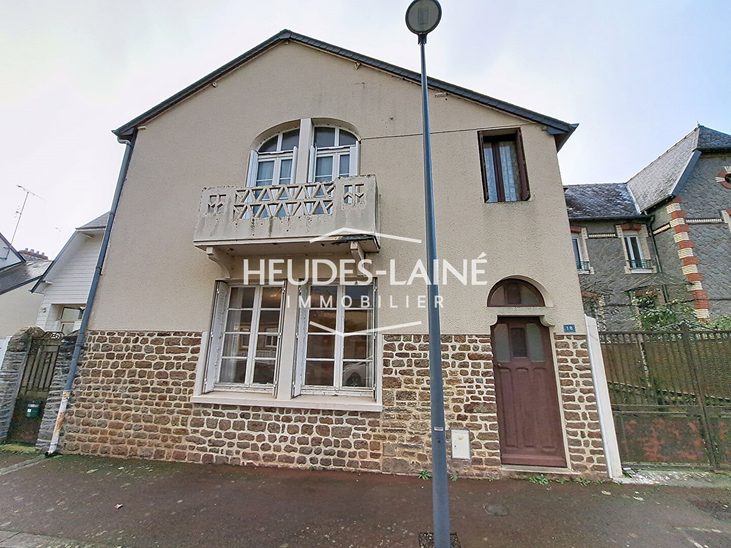 Maison à vendre, 109m², Saint-Hilaire-du-Harcouët