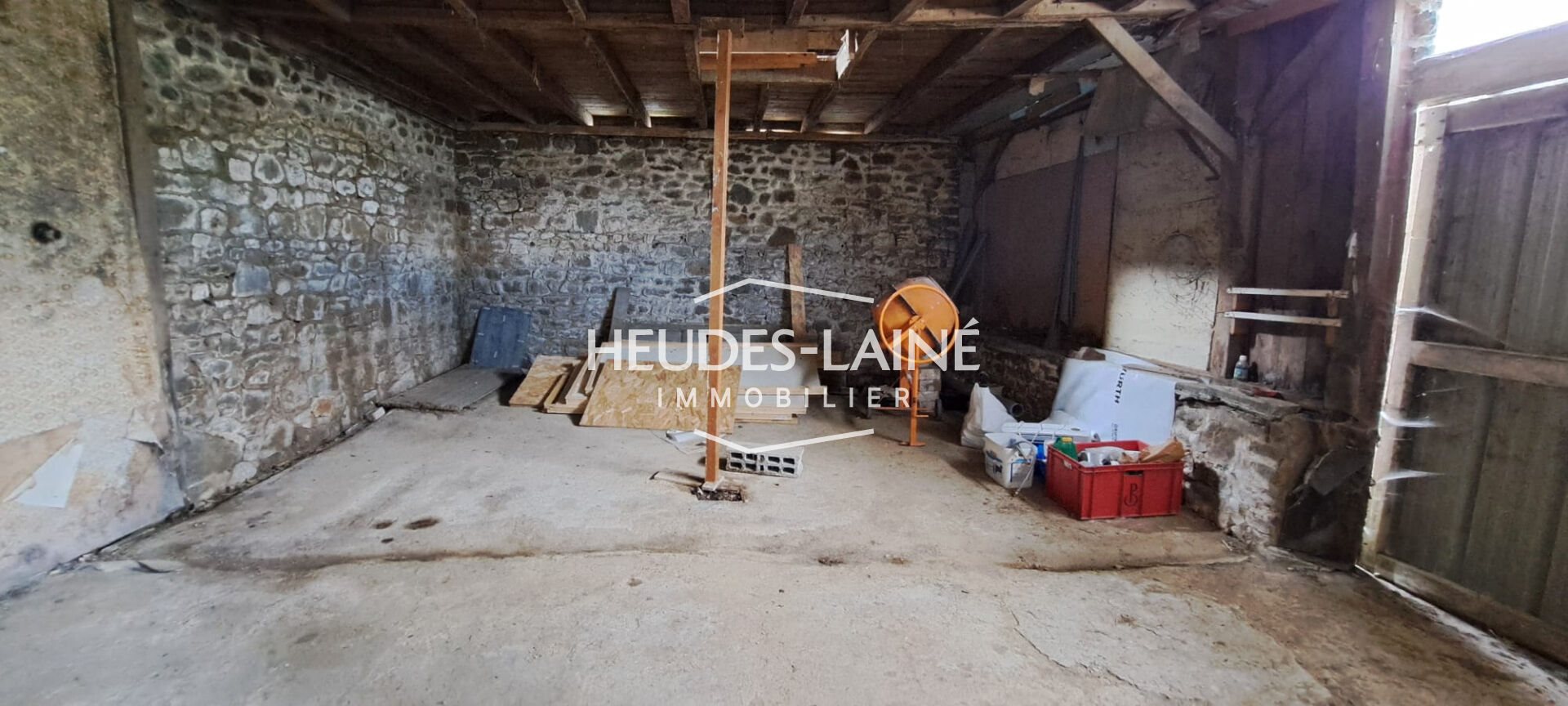 Maison à vendre, 107m², Saint-Georges-de-Reintembault