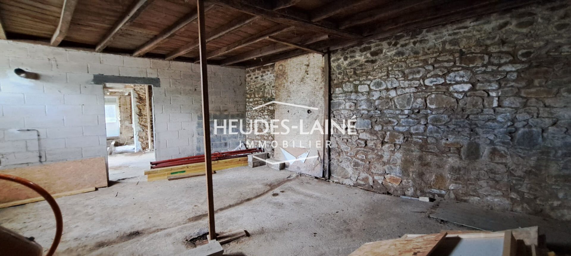 Maison à vendre, 107m², Saint-Georges-de-Reintembault