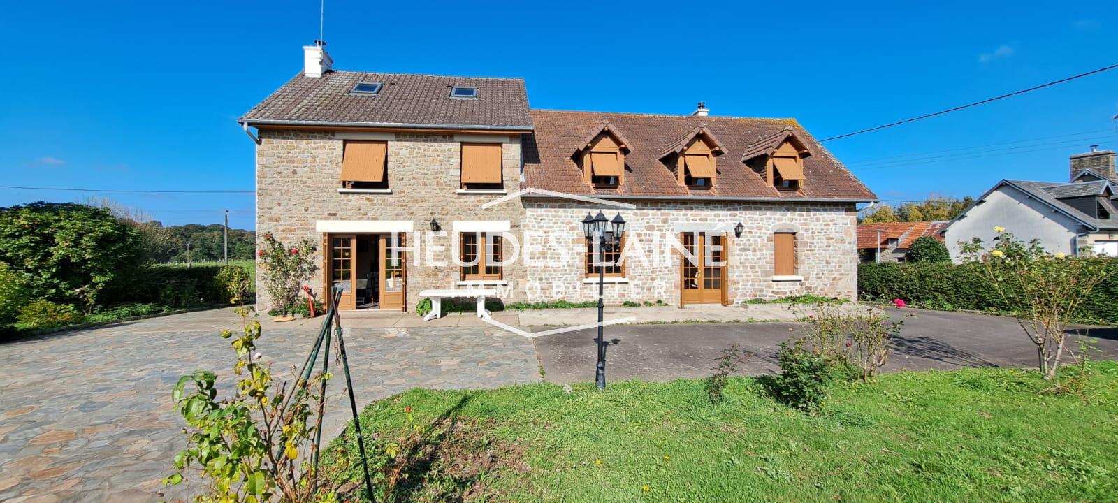 Maison à vendre, 196m², Isigny-le-Buat