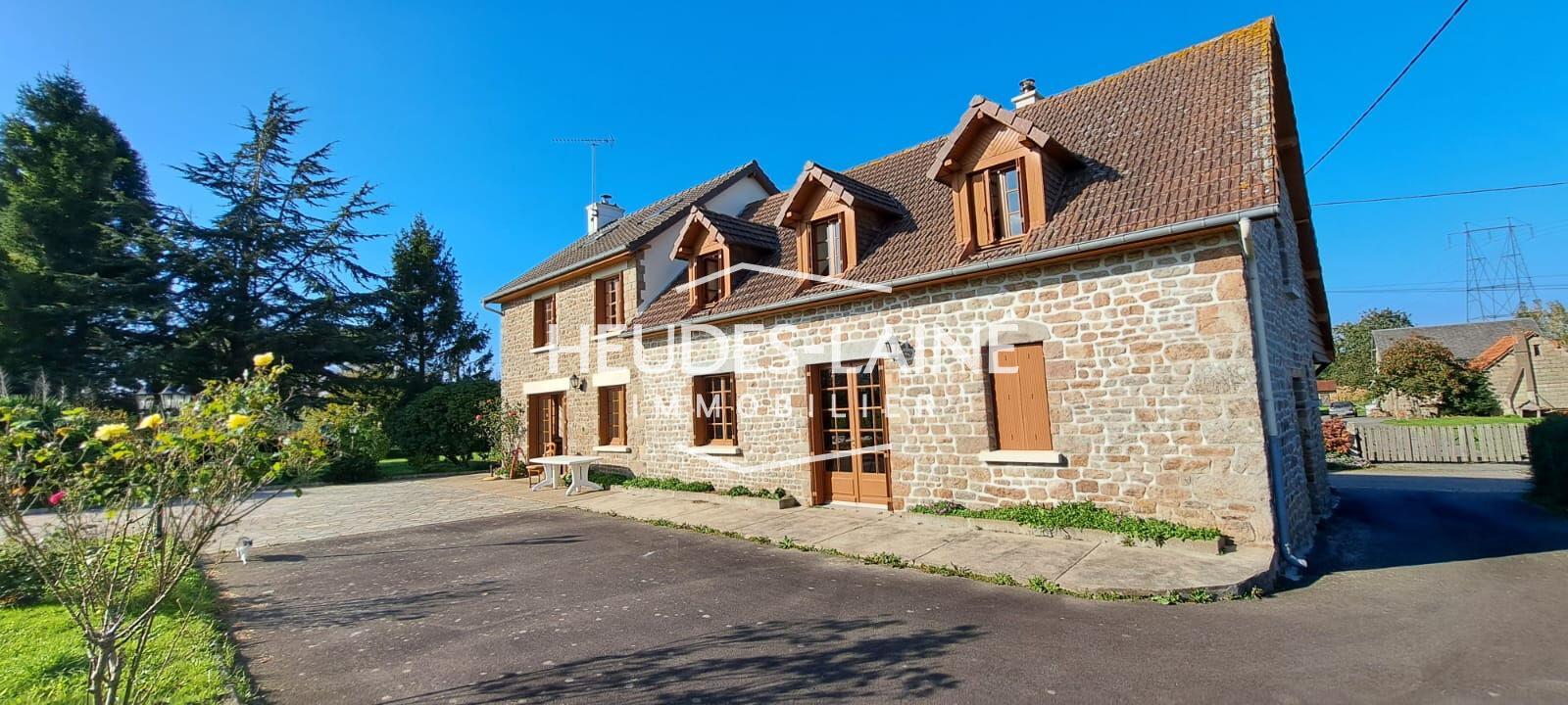 Maison à vendre, 196m², Isigny-le-Buat