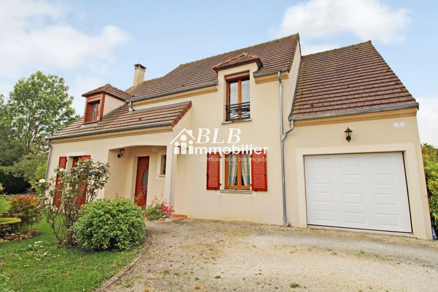 Maison à vendre, 196m², Emancé