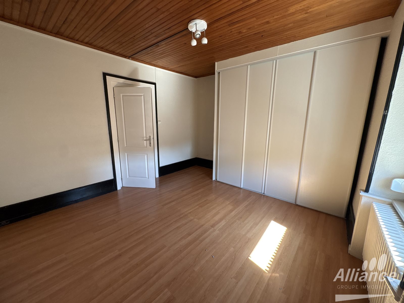 Appartement à louer, 3m², Mathay