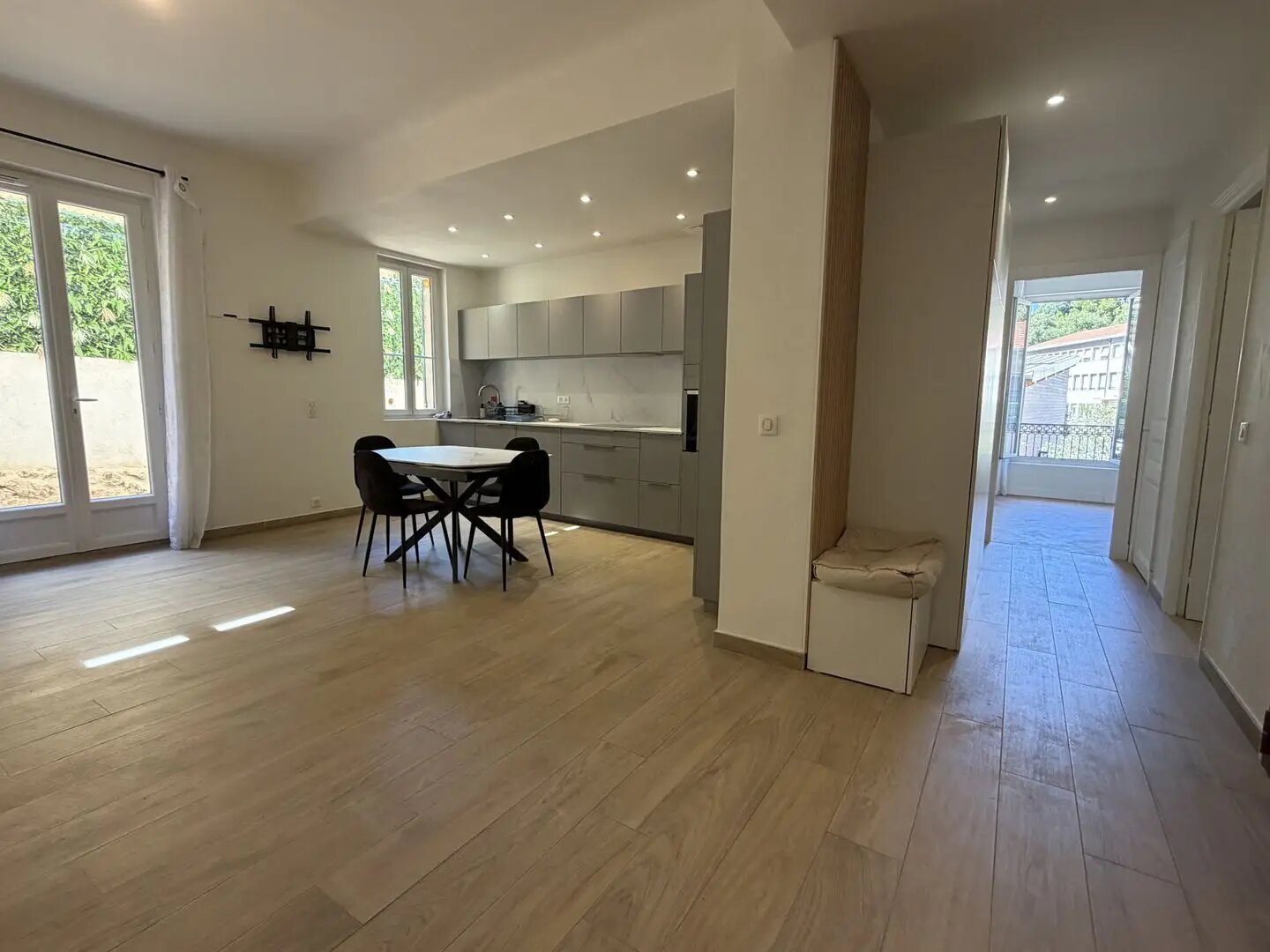 Appartement à louer, 84m², Nice