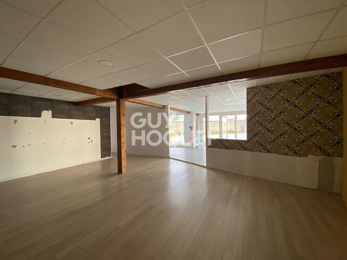 Maison à louer, 222m², Fontenay-le-Comte