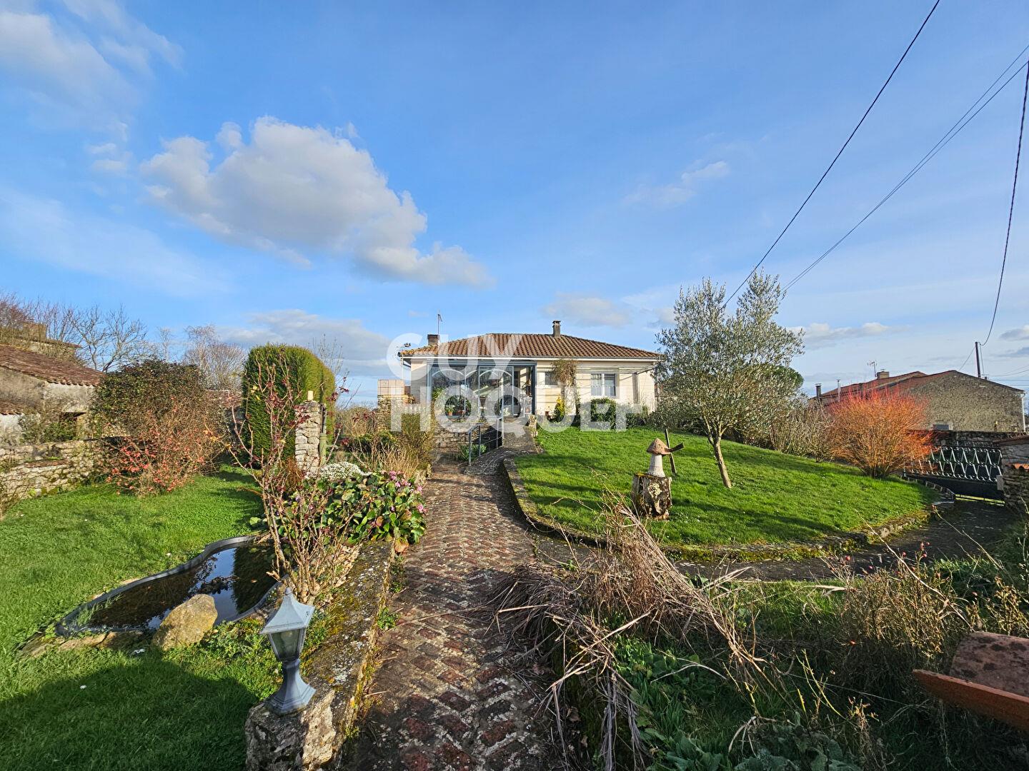 Maison à vendre, 153m², Saint-Hilaire-des-Loges