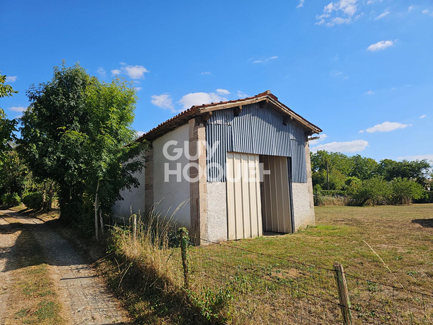 Maison à vendre, 985m², Mervent