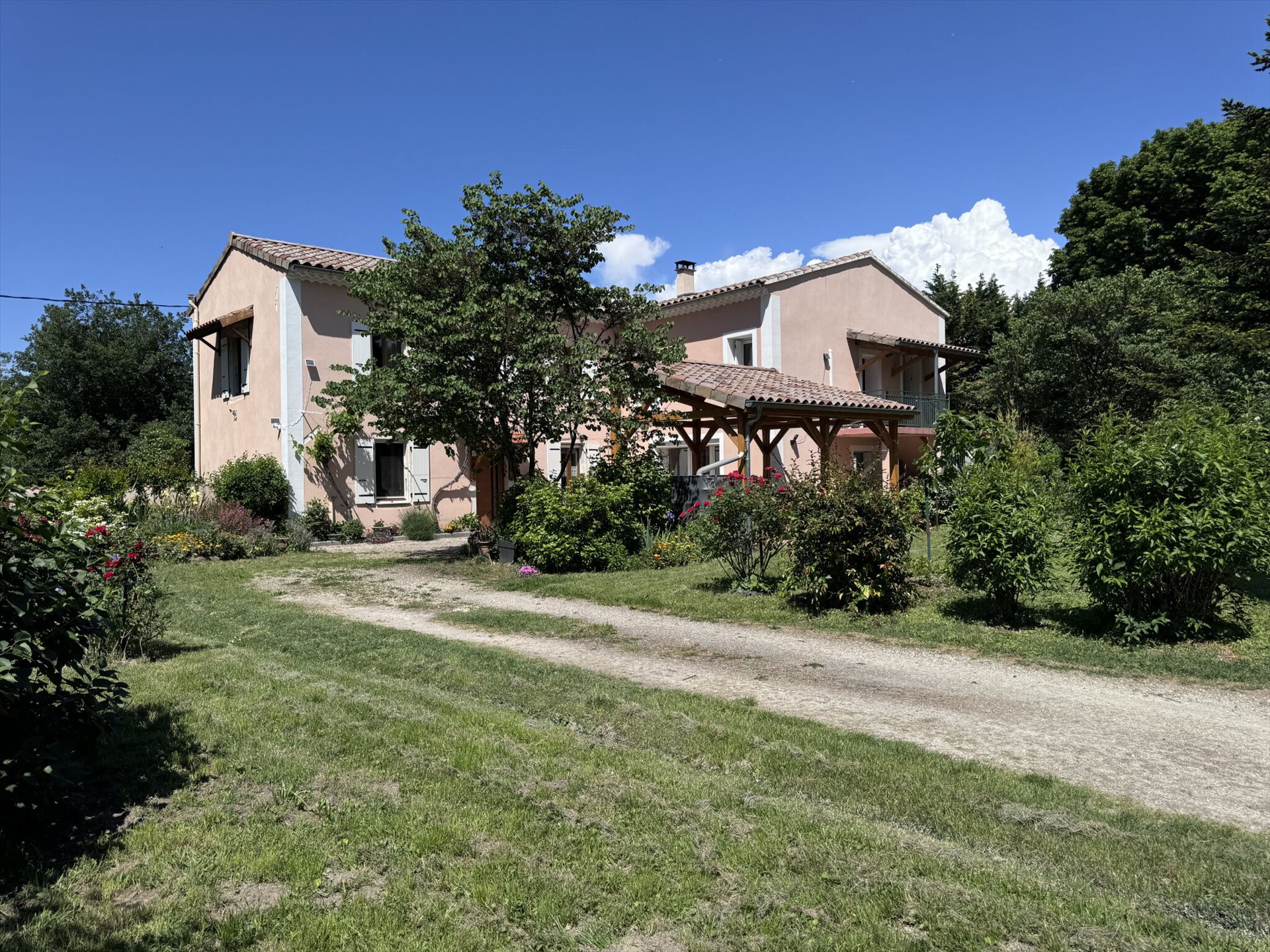 Maison à vendre, 246m², La Bégude-de-Mazenc