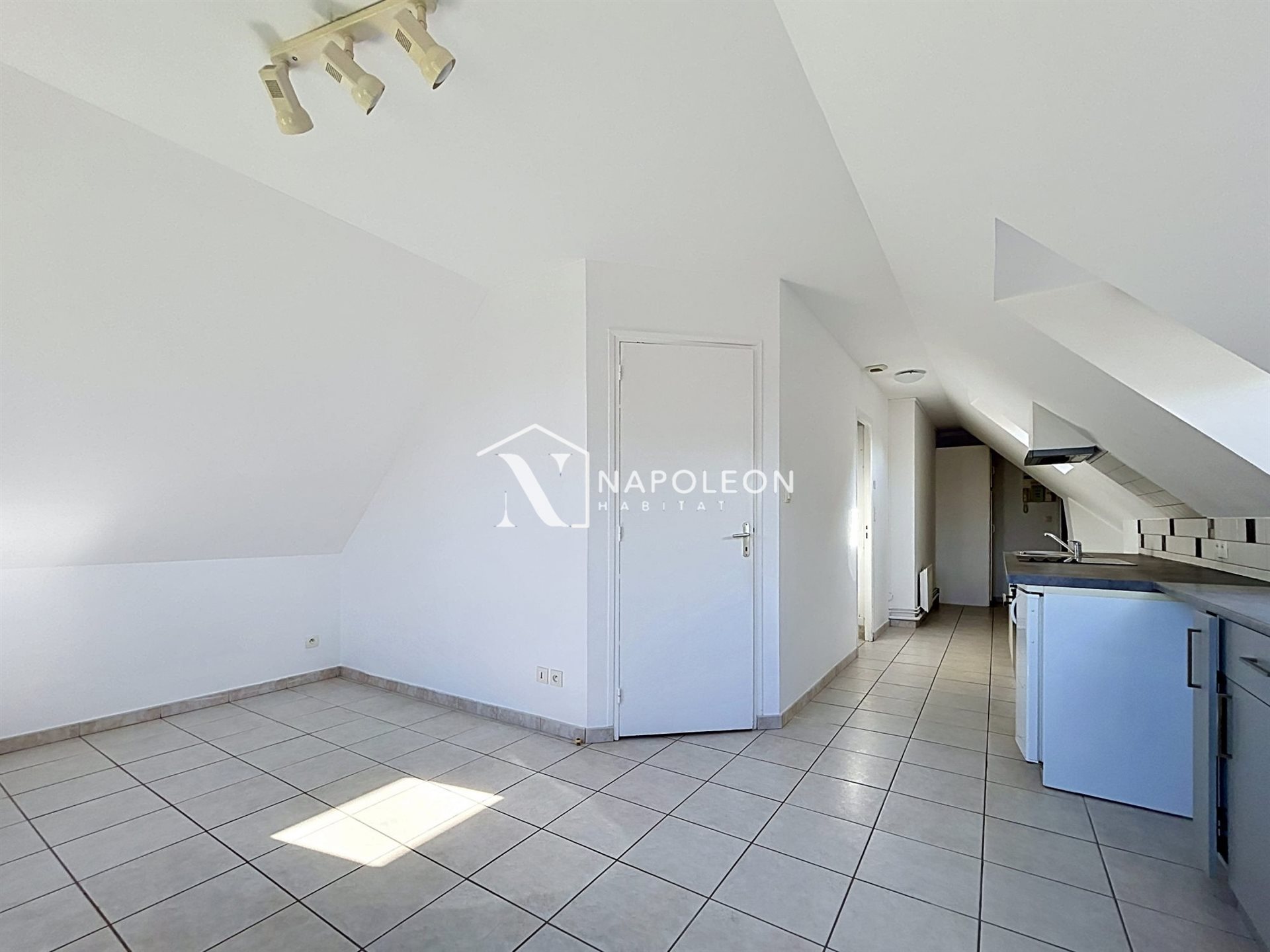 Appartement à louer, 29m², Quérénaing