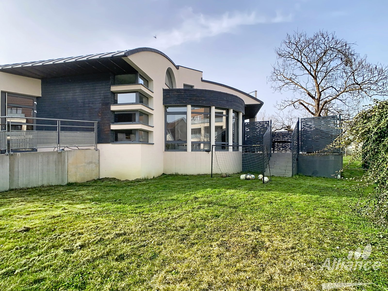 Maison à vendre, 7m², Delle