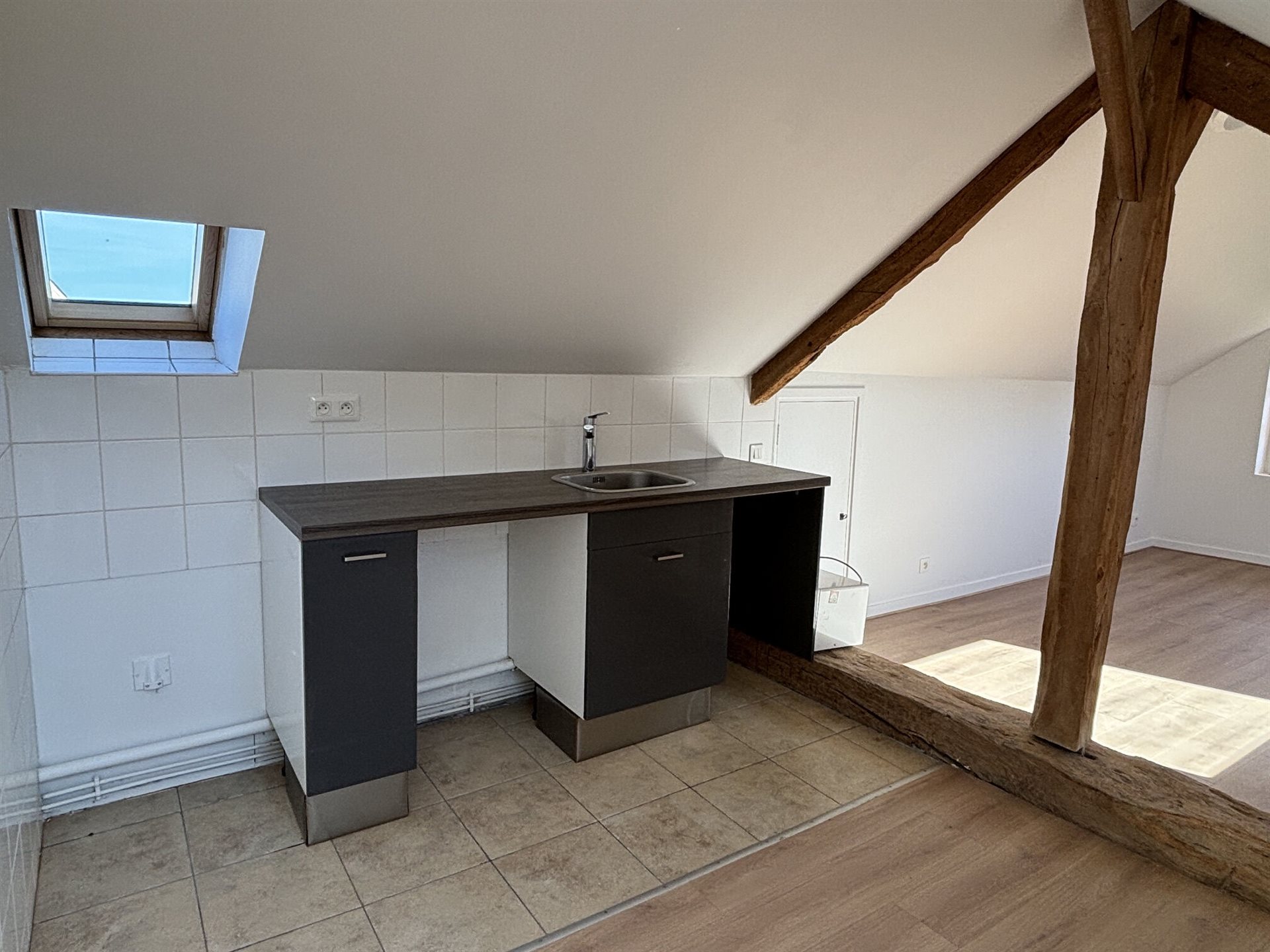 Appartement à louer, 18m², Septeuil