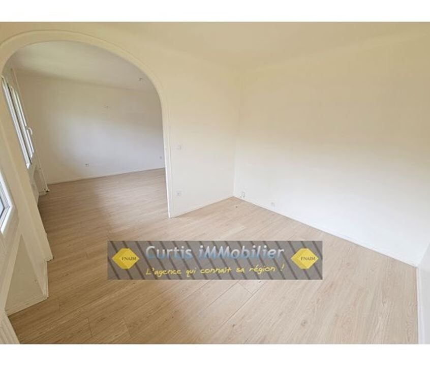 Appartement à louer, 67m², Fraisses