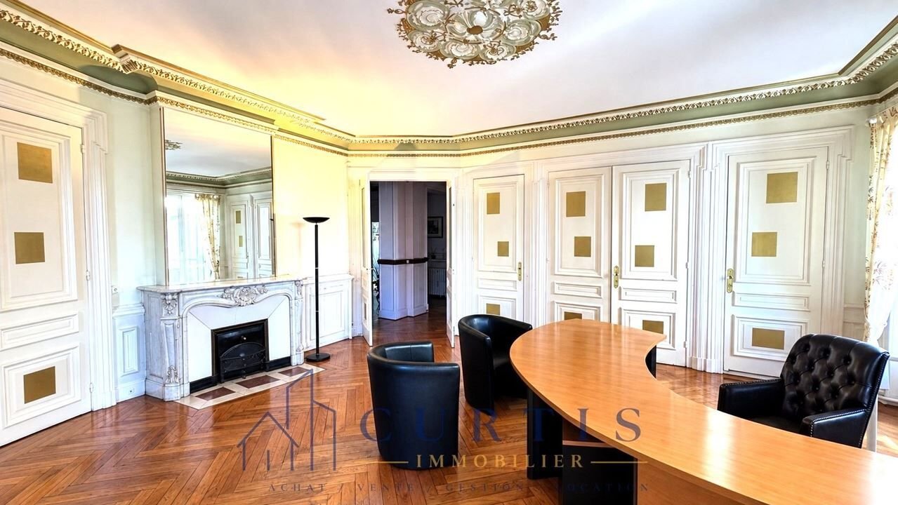 Appartement à vendre, 149m², Saint-Étienne