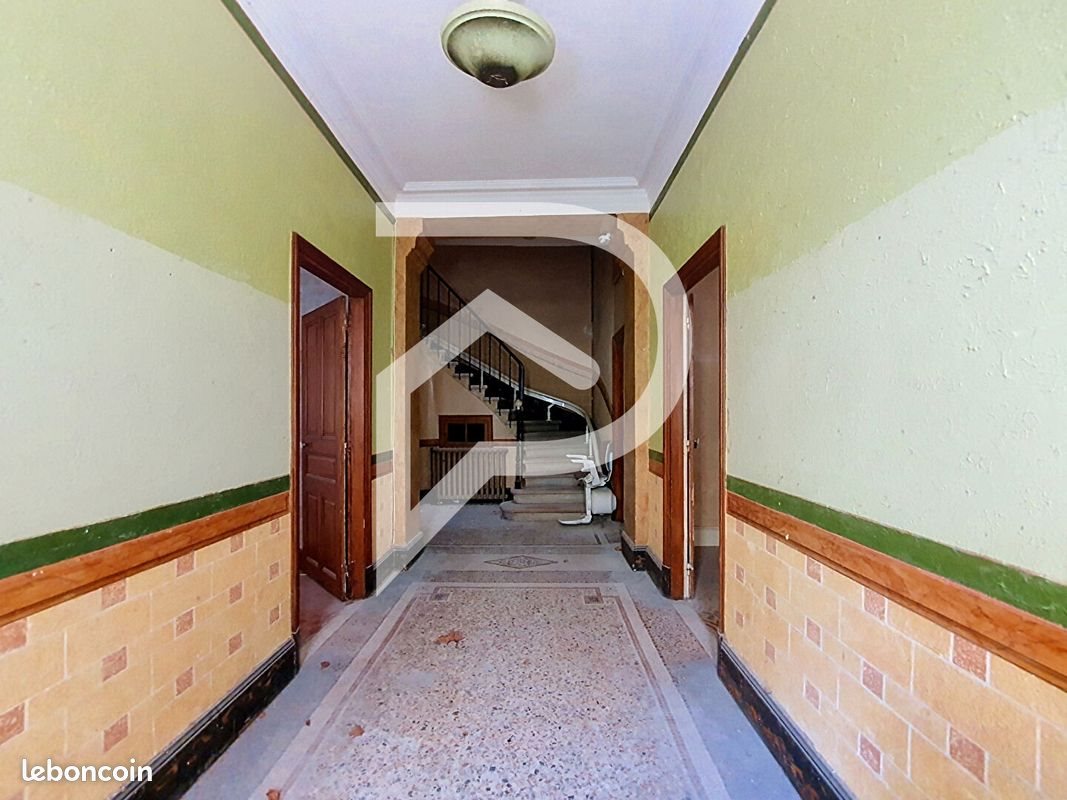 Maison à vendre, 276m², Sauzet