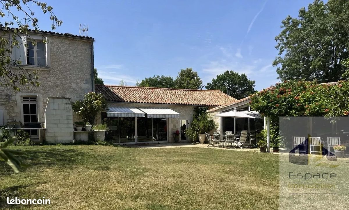 Maison à vendre, 357m², Montroy