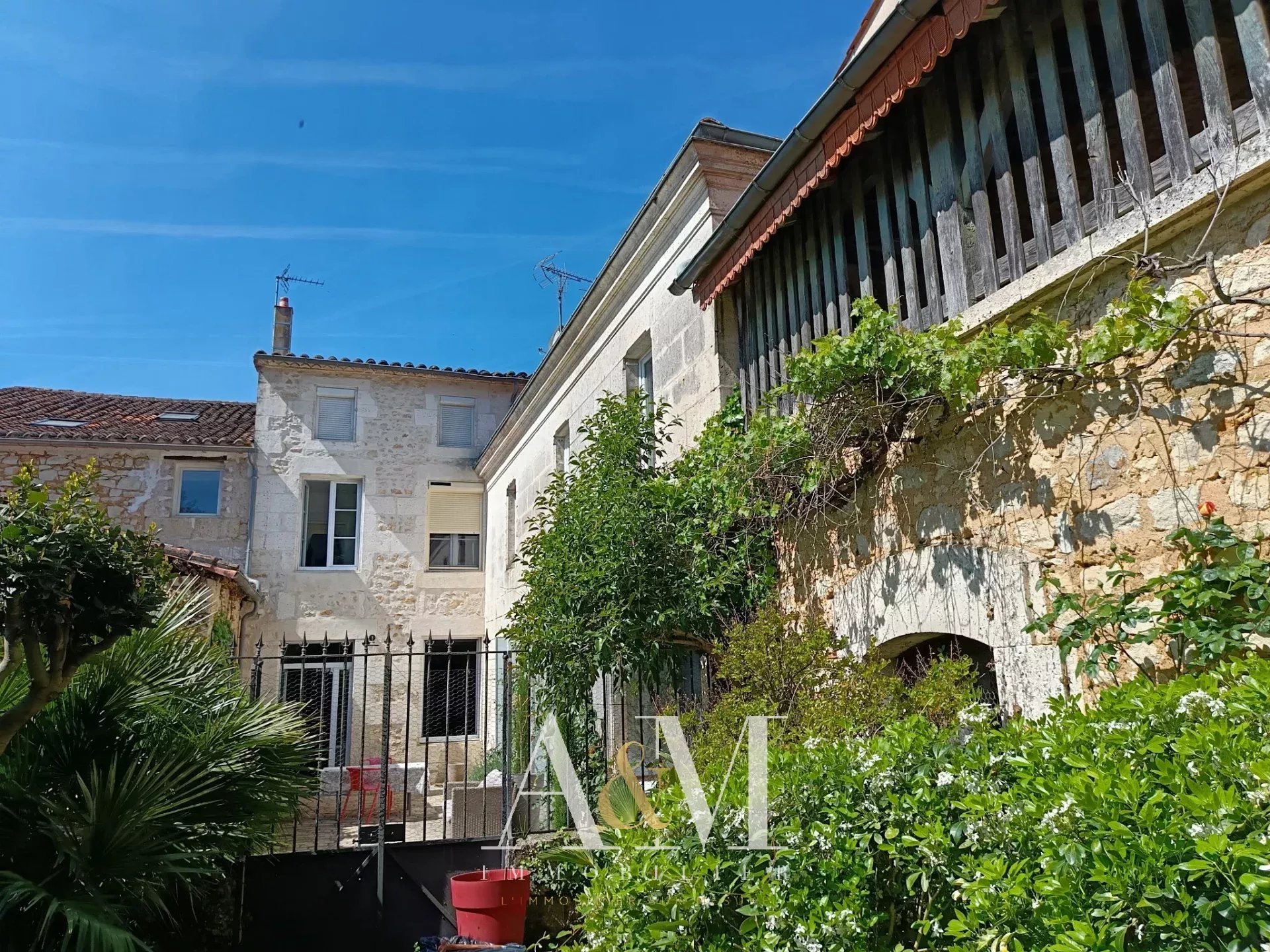 Maison à vendre, 220m², La Rochefoucauld-en-Angoumois