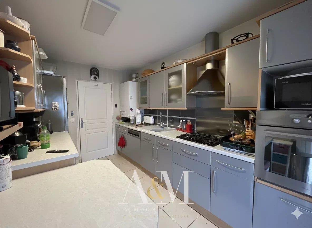Appartement à vendre, 90m², Tassin-la-Demi-Lune