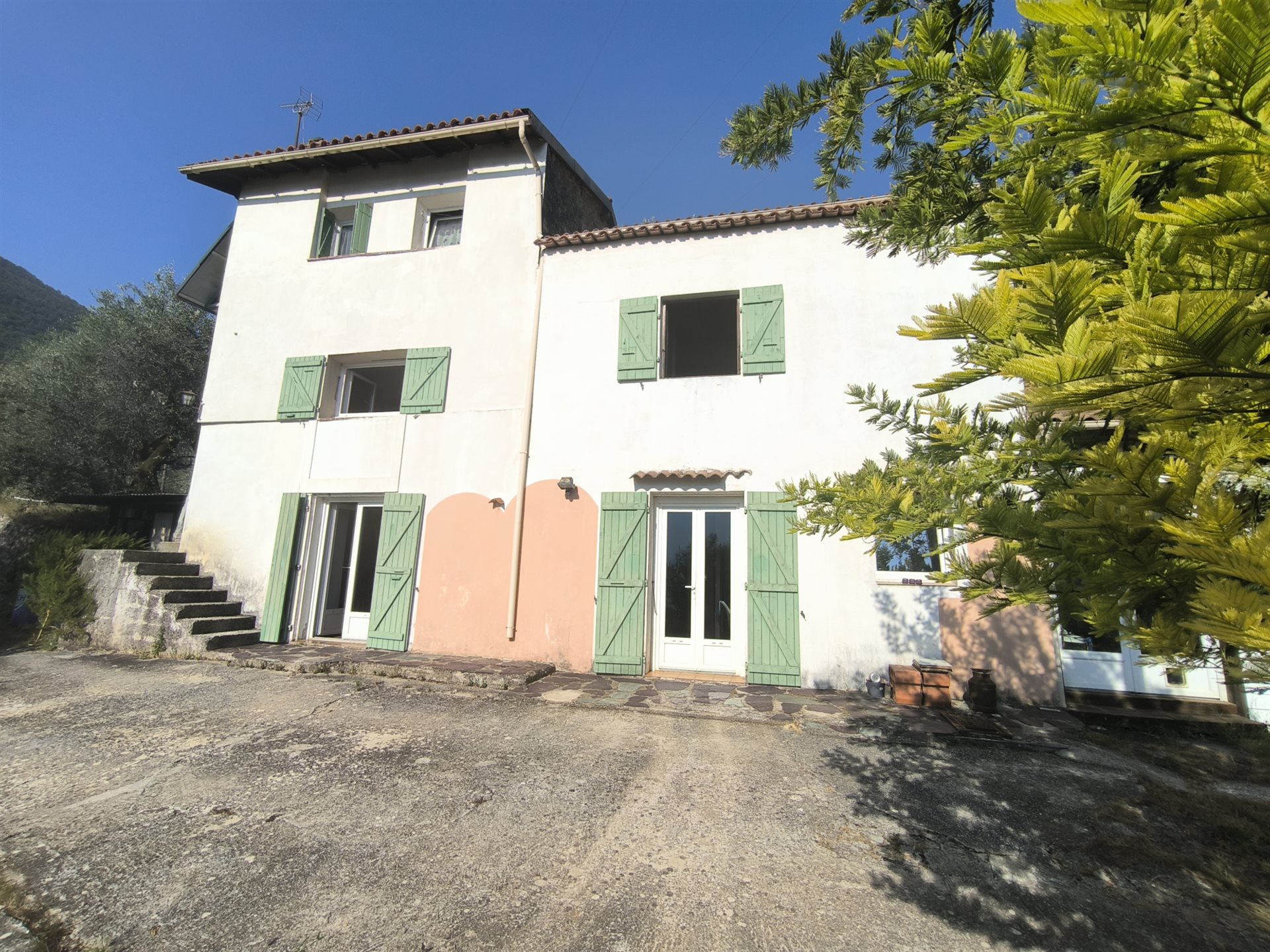 Maison à vendre, 106m², Breil-sur-Roya